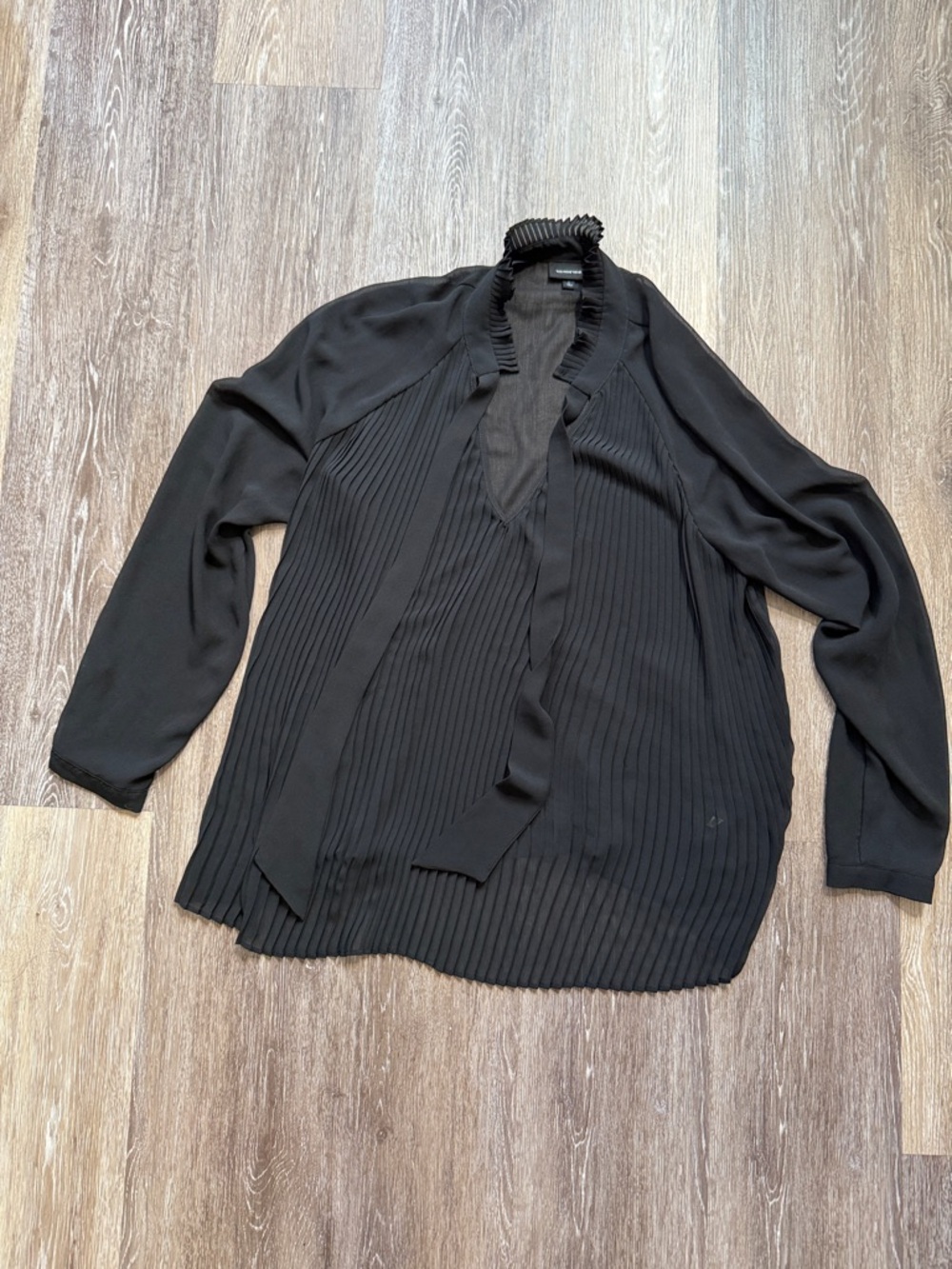 Who What Wear Black Pleated Ruffle Neck Blouse L